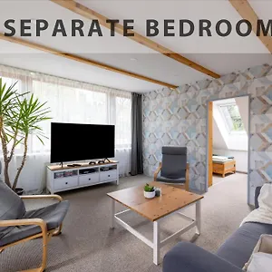 https://apartment-plzenska-for4-free-parking-1-min-to-tram.praguehotelsweb.com
