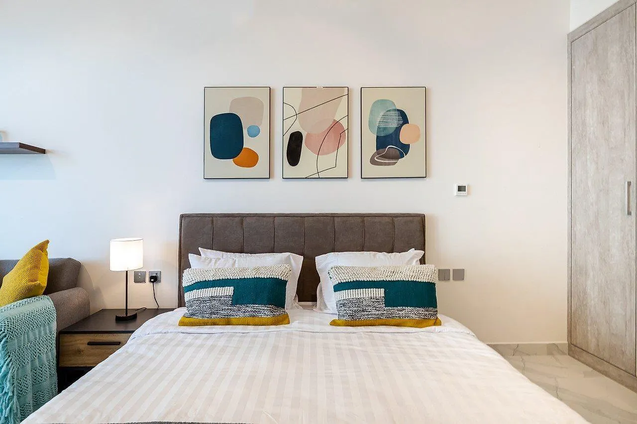 Unlock Waters Edge Apartment Dubai