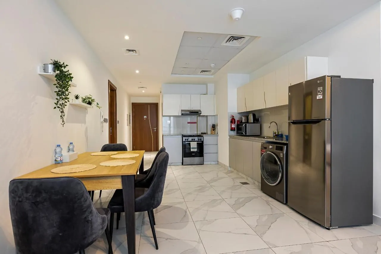 Unlock Waters Edge Apartment Dubai