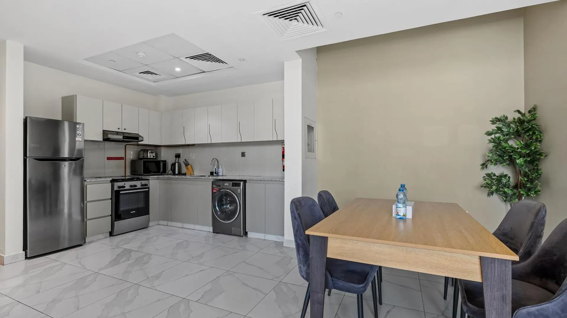 Unlock Waters Edge Apartment Dubai 0*,  United Arab Emirates