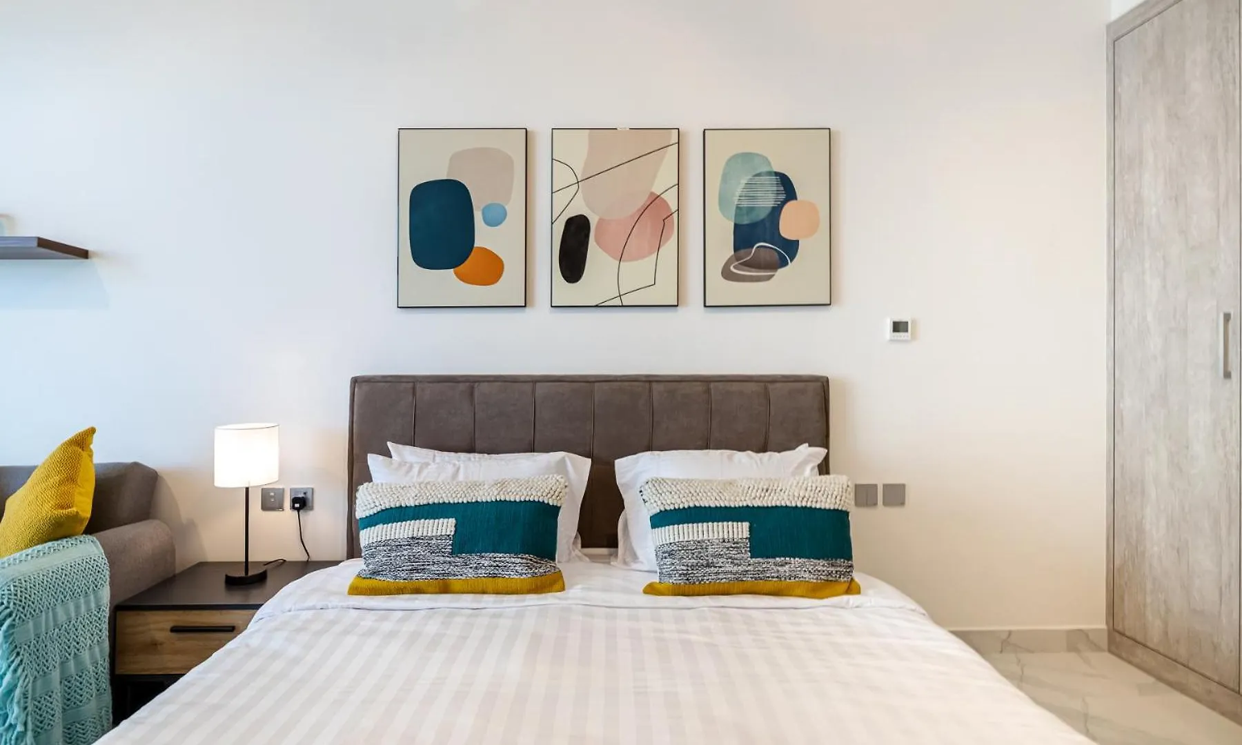 Unlock Waters Edge Apartment Dubai United Arab Emirates